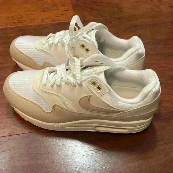 Nike Air Max size 9 - Picture 2 of 5